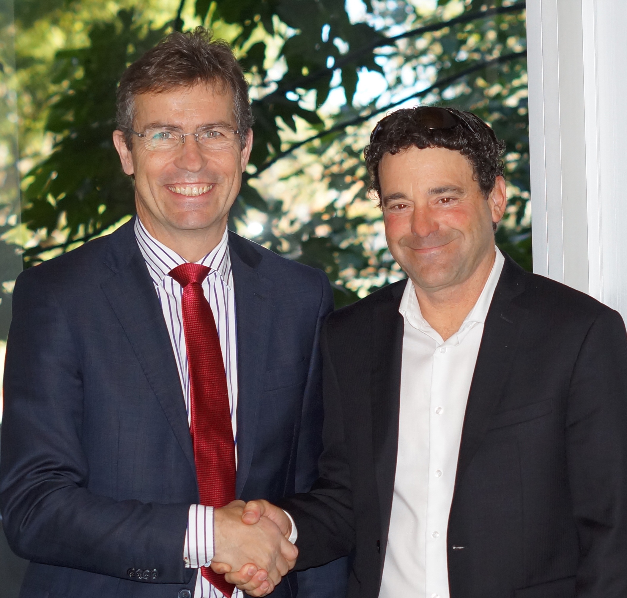 UQ’s Vice-Chancellor and President Professor Peter Høj and The University of Washington’s Professor Patrick Stayton