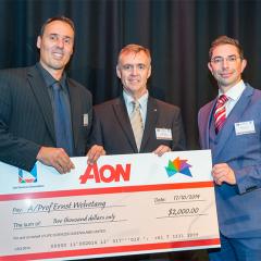 AIBN Ernst Wolvetang receiving his Aon Risk Solutions Regenerative Medicine Award - Shaun Murray Photography
