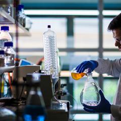 AIBN Dr Simon Puttick leads new, innovative research for the diagnosis and treatment of one of the most aggressive forms of brain cancer